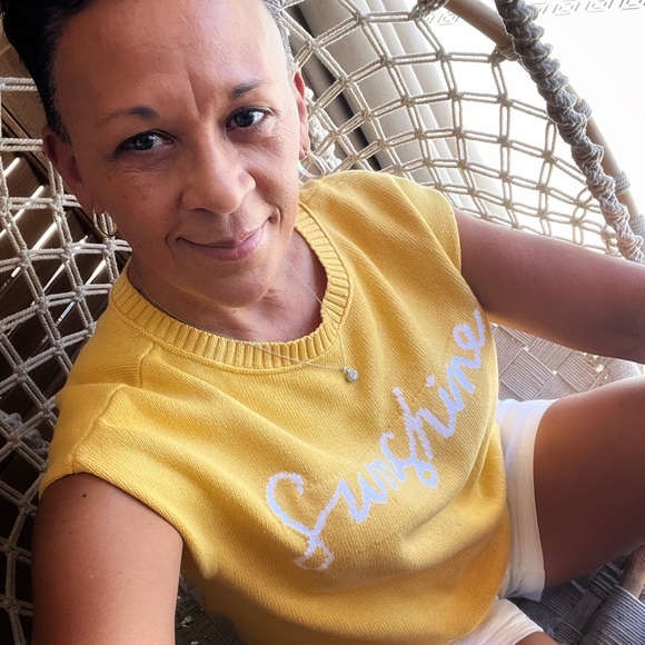 Meet your Posher, Amanda - Picture 5 of 5